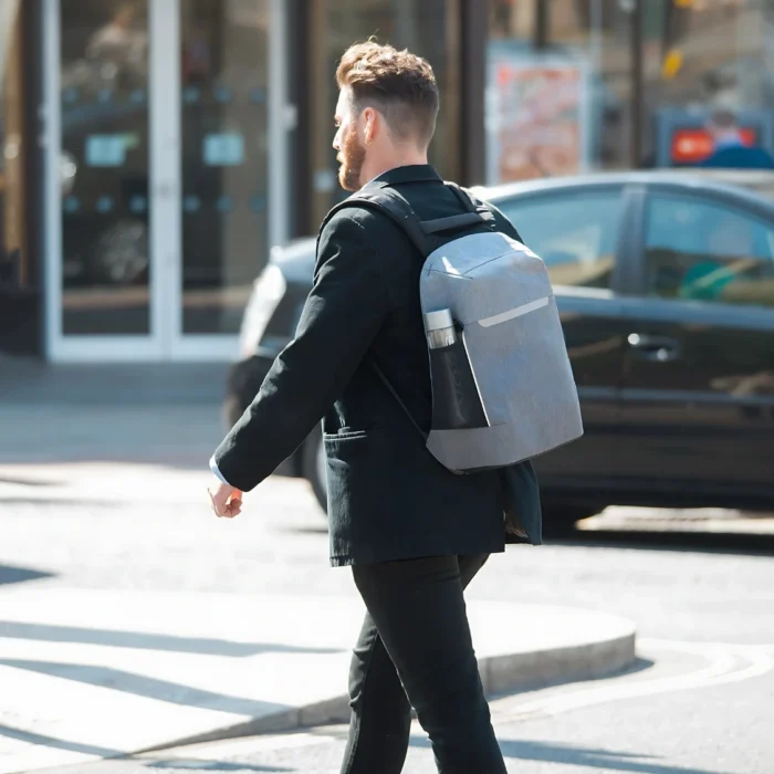 Targus CityLite Pro Modern Commuter Backpack 04 Targus CityLite Pro Modern Commuter Backpack กระเป๋าเป้วัสดุรีไซเคิล กันน้ำ สำหรับแล็ปท็อป ขนาด 15.6 นิ้ว
