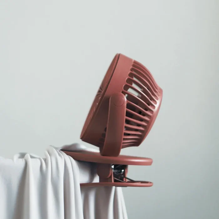 aisolove-f3-clip-fan-pink-3 AISOLOVE F3 พัดลมหนีบโต๊ะ รุ่น Clip Fan สีชมพู ปรับองศาได้ ถอดล้างง่าย