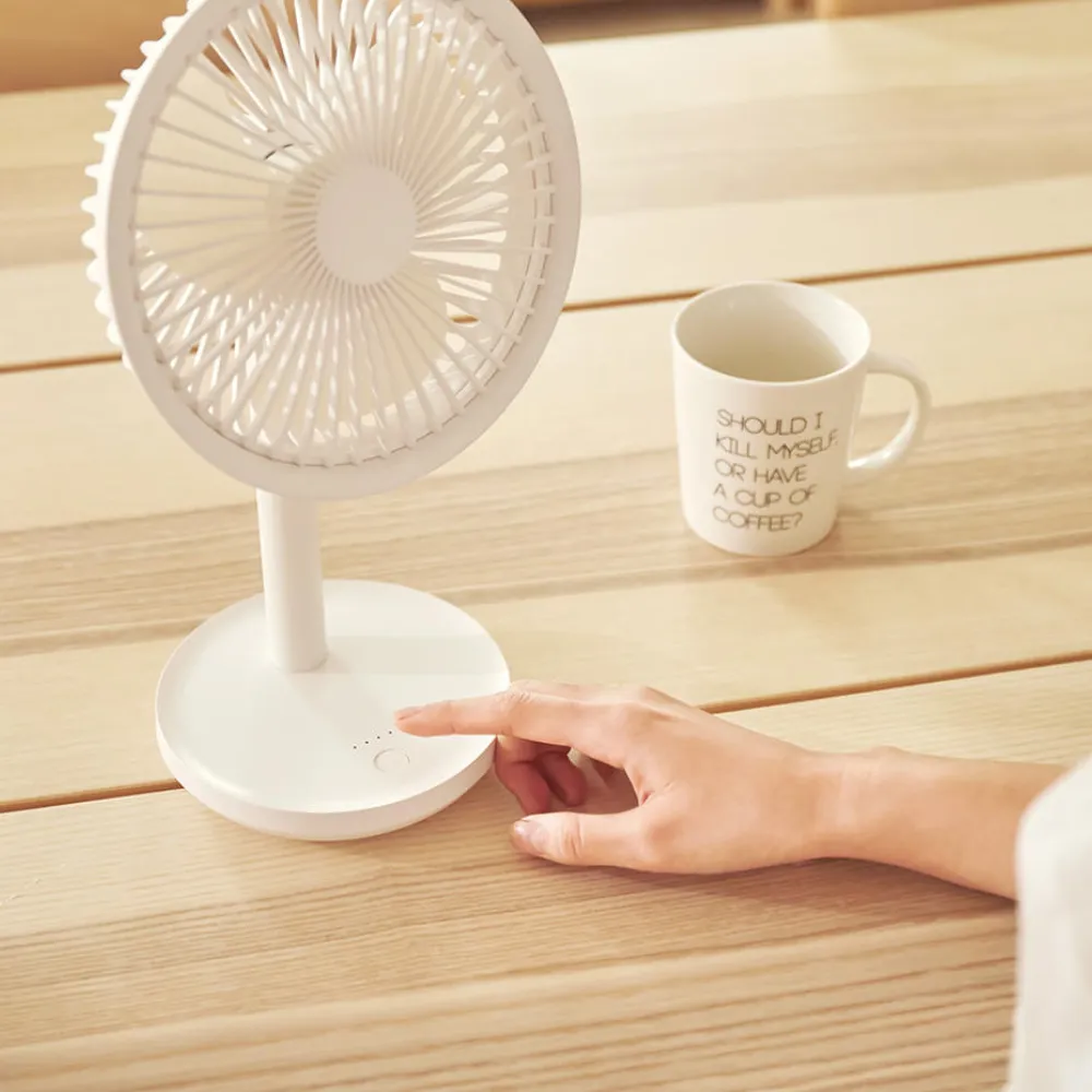 AISOLOVE F5 พัดลมตั้งโต๊ะ รุ่น Desktop Fan สีขาว ลมแรง ปรับระดับได้