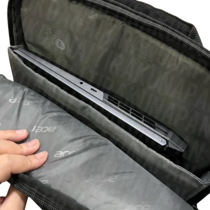 Acer Predator Gaming Urban Laptop Backpack Black 03 Acer Predator Gaming Urban Laptop Backpack Black กระเป๋าเป้สะพายหลังสีดำ ขนาด 18 นิ้ว