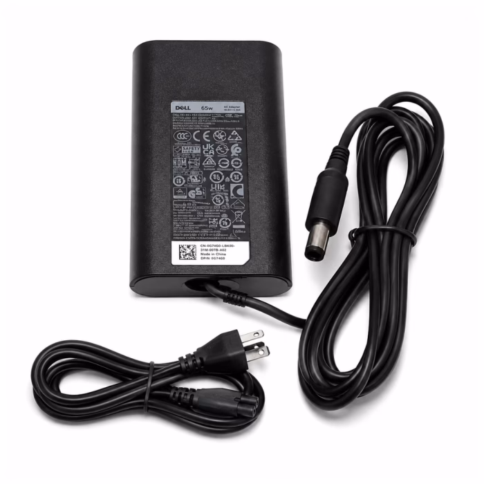 dell-adapter-195v-334a-65w-45x30mm-slim-2 ชุดอะแดปเตอร์ชาร์จโน้ตบุ๊ก Dell ทรง Slim 65W วางแสดงคู่กับสายปลั๊กไฟ AC และสาย DC พร้อมหัวแจ็คในแนวตั้ง