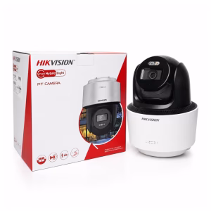 กล้องวงจรปิด IP Camera HIKVISION 4MP PT รุ่น DS-2DE2C400MWG-E วางคู่กับกล่องบรรจุภัณฑ์ Smart Hybrid Light