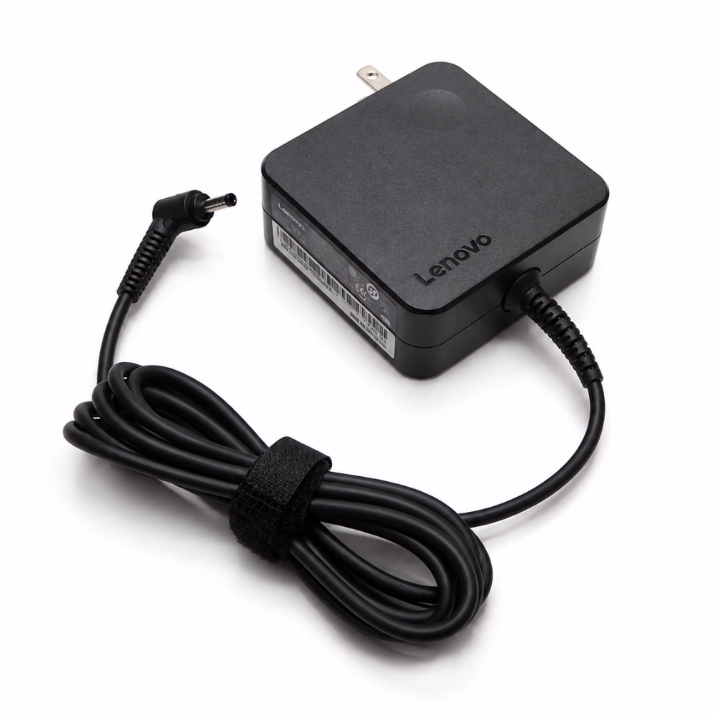 lenovo-adapter-20v-325a-65w-40x17mm-1 อะแดปเตอร์ชาร์จโน้ตบุ๊ก Lenovo 20V 3.25A 65W ดีไซน์ปลั๊กผนัง มีโลโก้ Lenovo บนตัวเครื่อง และสาย DC ม้วนเก็บเรียบร้อย