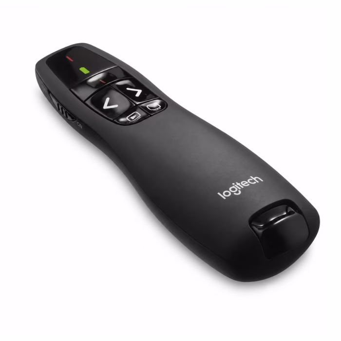 logitech-r400-wireless-presenter-3 พอยเตอร์ไร้สาย Logitech R400 สีดำ มุมมองสามมิติเฉียง แสดงดีไซน์โค้งกระชับมือและช่องเก็บ USB Receiver ที่ท้ายเครื่อง