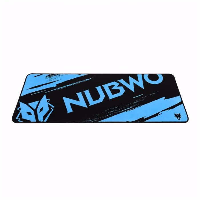 nubwo-np021-gaming-mouse-pad-blue-3 แผ่นรองเมาส์เกมมิ่ง NUBWO NP021 สีฟ้า มุมมองระนาบต่ำ แสดงความยาว 78 เซนติเมตร และความเรียบแนบสนิทกับโต๊ะ