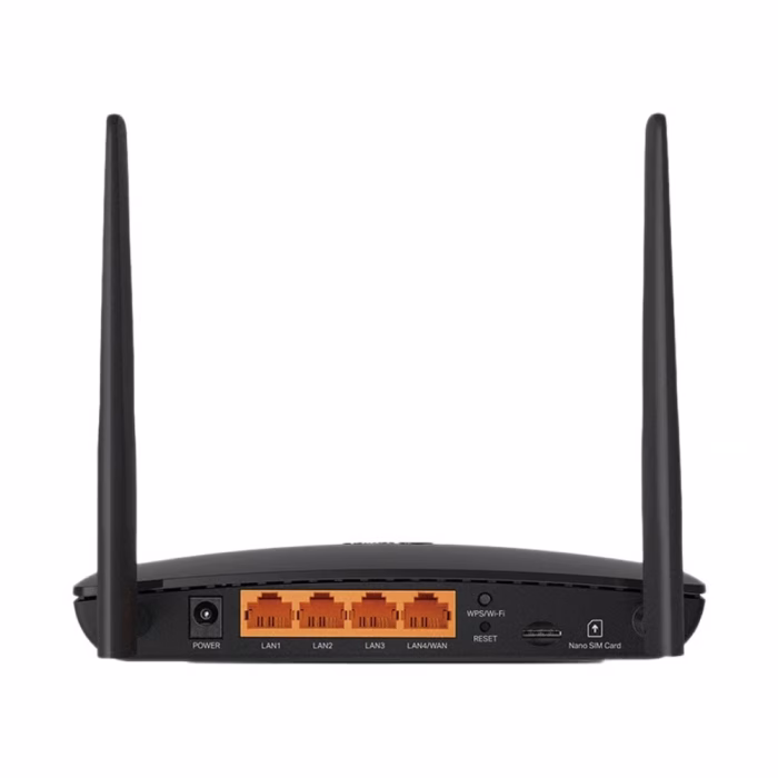 แผงพอร์ตเชื่อมต่อด้านหลังของเราเตอร์ 4G TP-Link Archer MR202 แสดงช่องเสียบซิมการ์ด พอร์ต LAN/WAN และช่องต่อไฟ