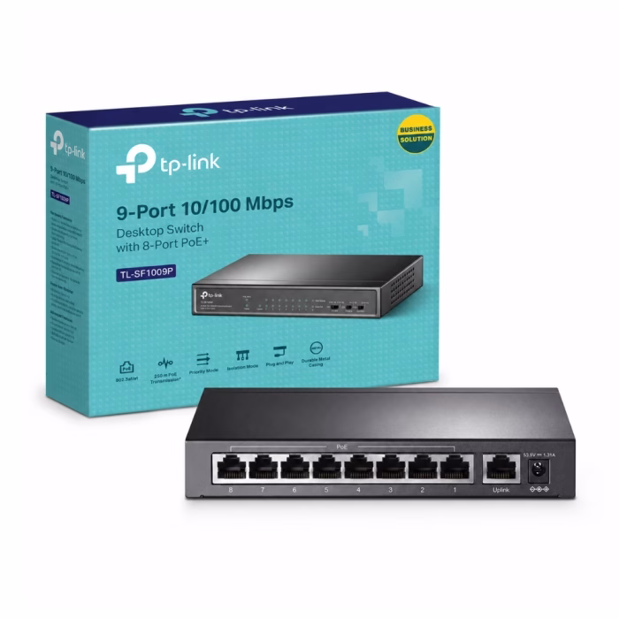 ด้านหลังสวิตชิ่งฮับ TP-Link TL-SF1009P แสดงพอร์ต PoE 8 ช่อง พอร์ตอัพลิงก์ และช่องต่อไฟพร้อมกล่องผลิตภัณฑ์