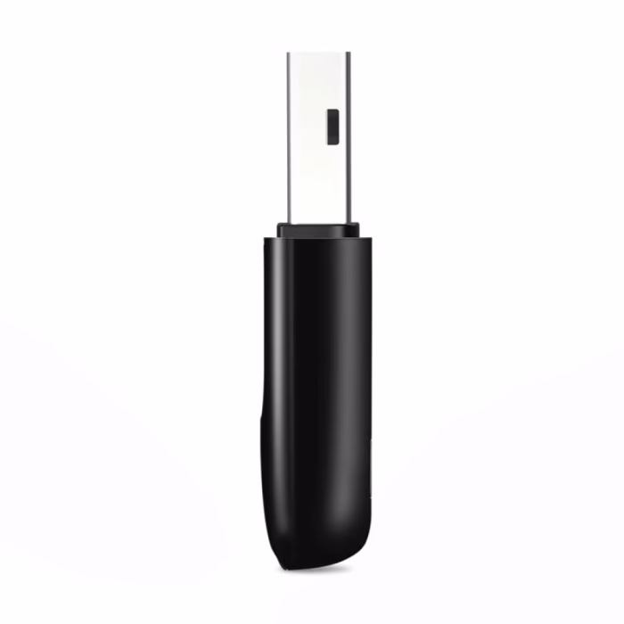 tp-link-tl-wn823n-wireless-usb-adapter-3 ตัวรับสัญญาณไวไฟ TP-Link TL-WN823N มุมมองด้านข้าง แสดงความบางและรูปทรงโค้งมนของตัวเครื่อง