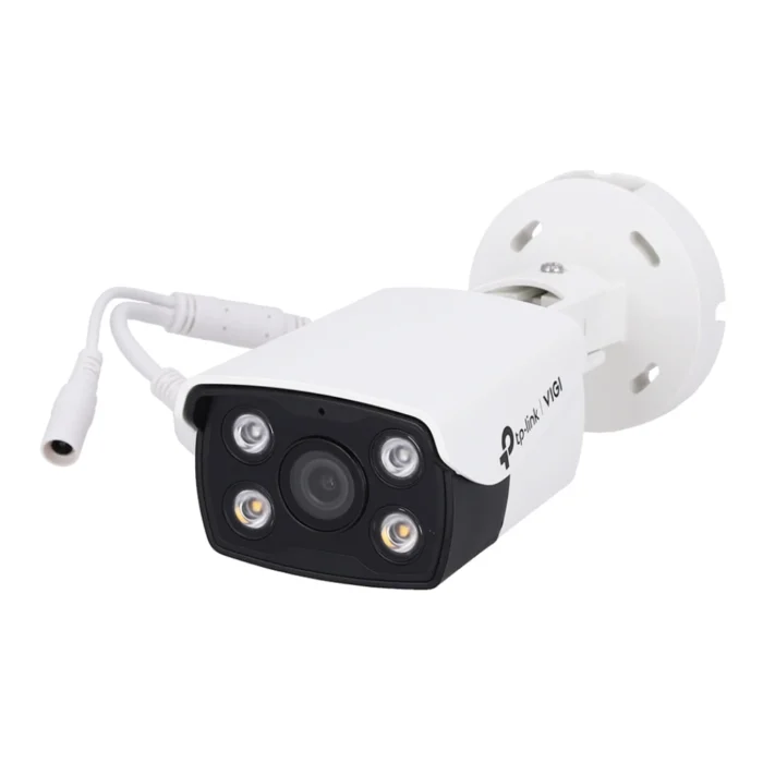 tp-link-vigi-c340-28mm-4mp-bullet-2 กล้องวงจรปิดบูลเล็ต TP-Link VIGI C340 สีขาวดำ มุมเฉียง แสดงเลนส์ 2.8 มม. และไฟส่องสว่าง Full-Color