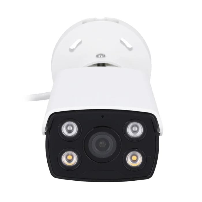 tp-link-vigi-c340-40mm-4mp-bullet-2 ด้านหน้ากล้องวงจรปิดบูลเล็ต TP-Link VIGI C340 แสดงเลนส์ 4 มม. และไฟส่องสว่าง Full-Color