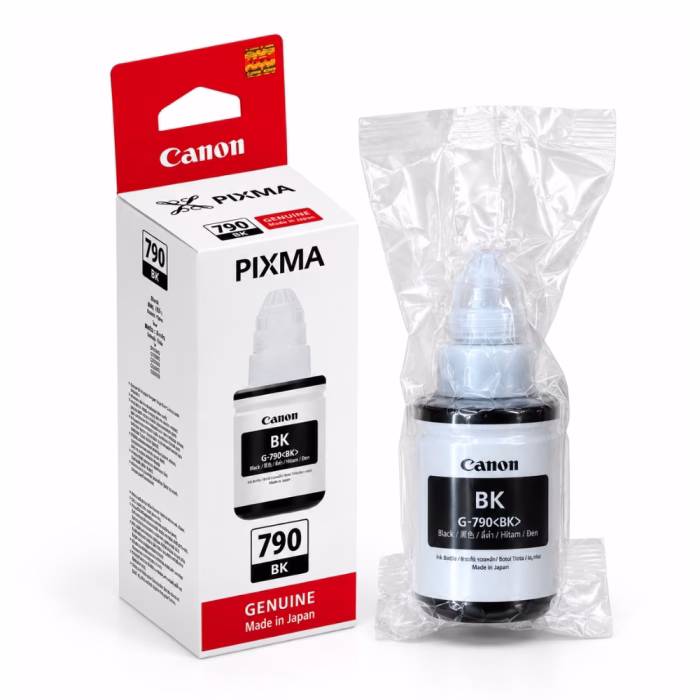 ขวดน้ำหมึกเติมสีดำ Canon GI-790 BK ในซองซีลสุญญากาศ วางคู่กับกล่องบรรจุภัณฑ์ สำหรับเครื่องพิมพ์ Canon PIXMA G1000 G2000 G3000 G4000 G2010 G3010