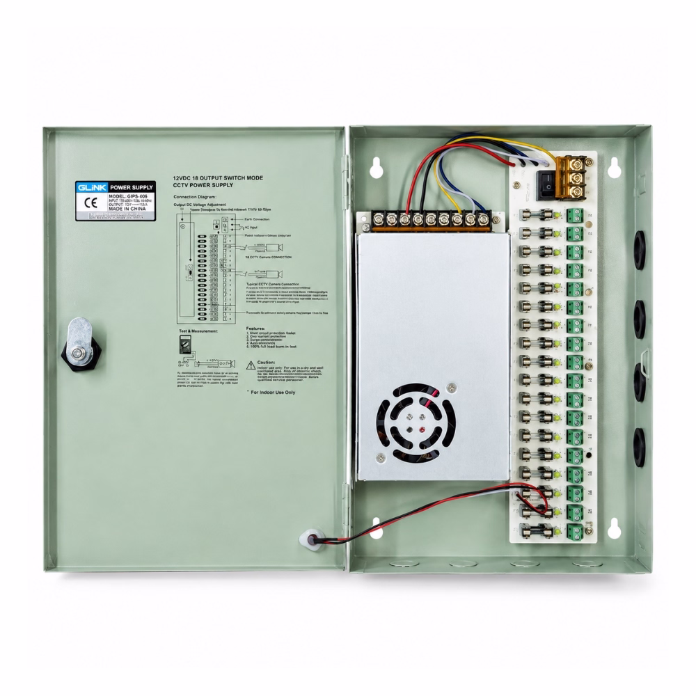 แผงวงจรภายในตู้จ่ายไฟกล้องวงจรปิด GLINK GIPS-006 ด้านหน้าตรง แสดงสวิตชิ่ง 12V 20A ฟิวส์แยกอิสระ 18 แชนแนล และแผนผังวงจร